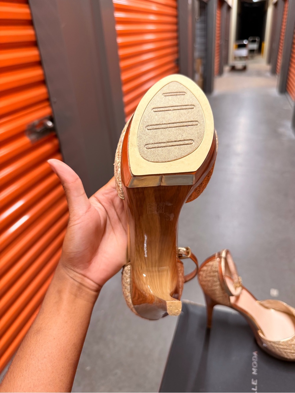 Pelle Moda Tan Woven Platform Peep Toe Heels - Picture 8 of 8